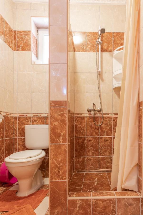 Gal Apartmanhaz هاركاني المظهر الخارجي الصورة