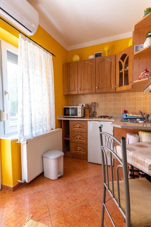 Gal Apartmanhaz هاركاني المظهر الخارجي الصورة