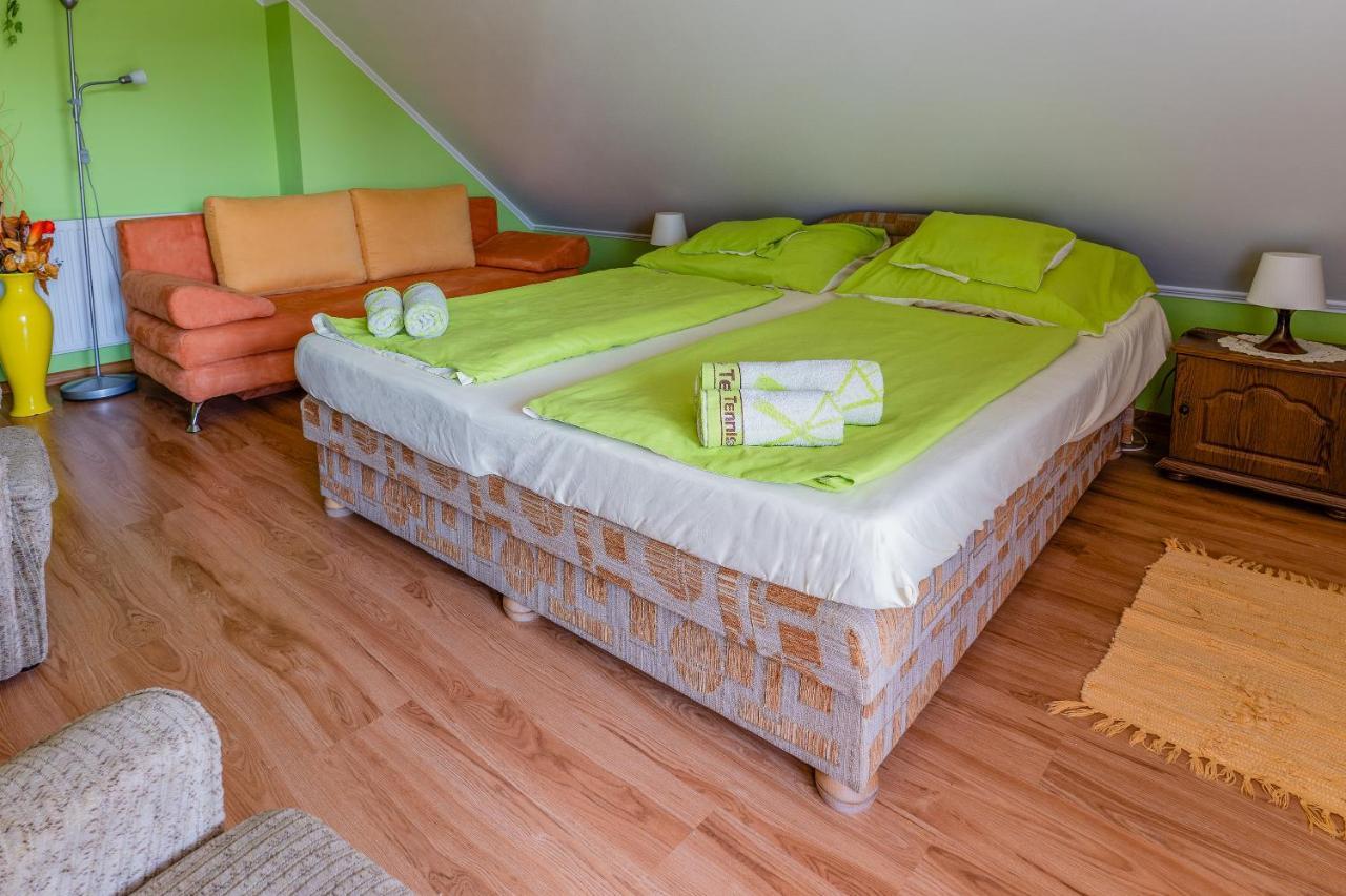 Gal Apartmanhaz هاركاني المظهر الخارجي الصورة