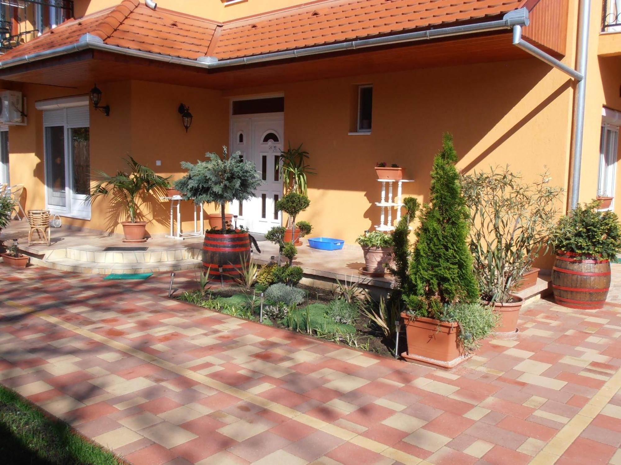 Gal Apartmanhaz هاركاني المظهر الخارجي الصورة