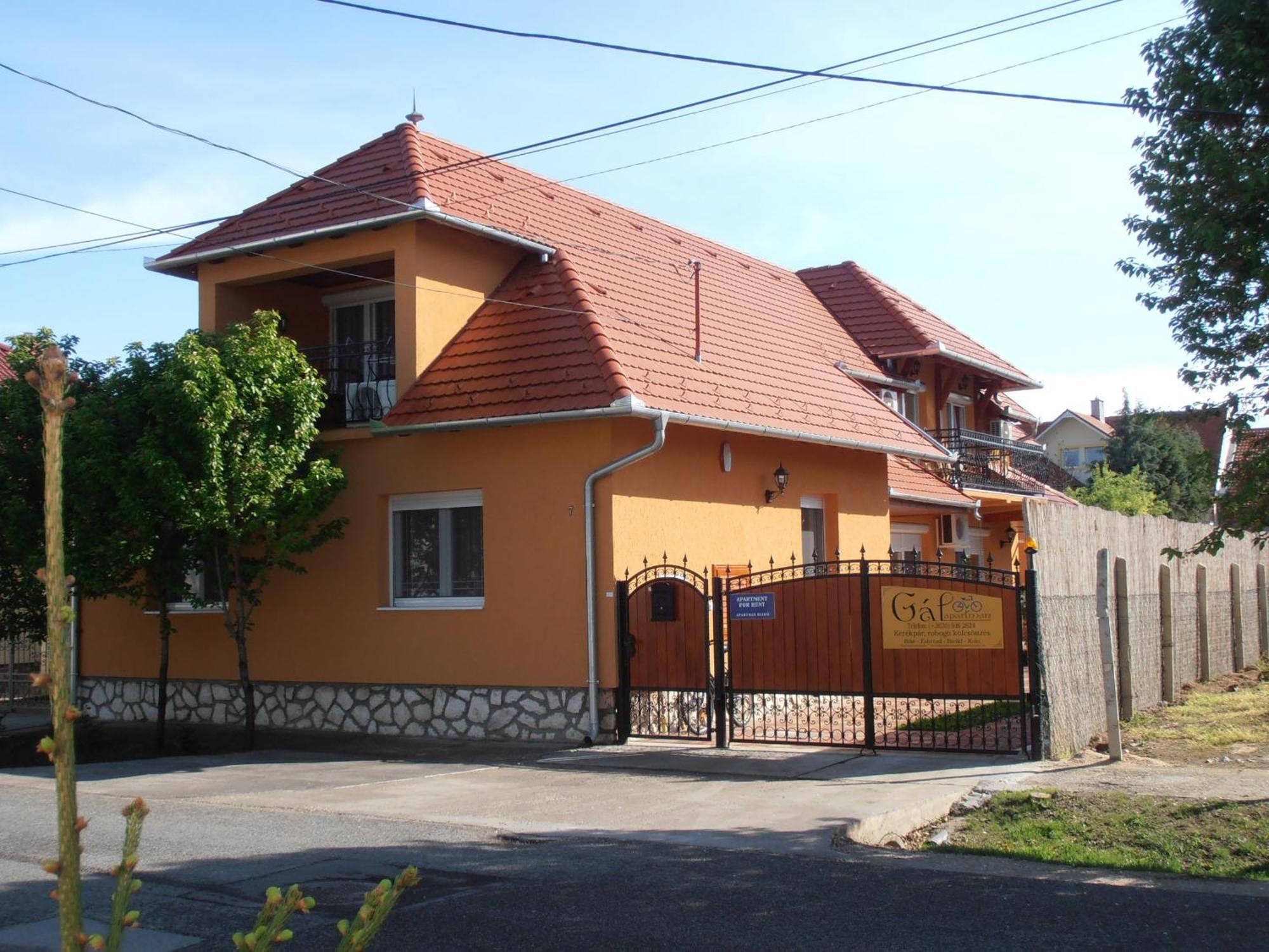 Gal Apartmanhaz هاركاني المظهر الخارجي الصورة
