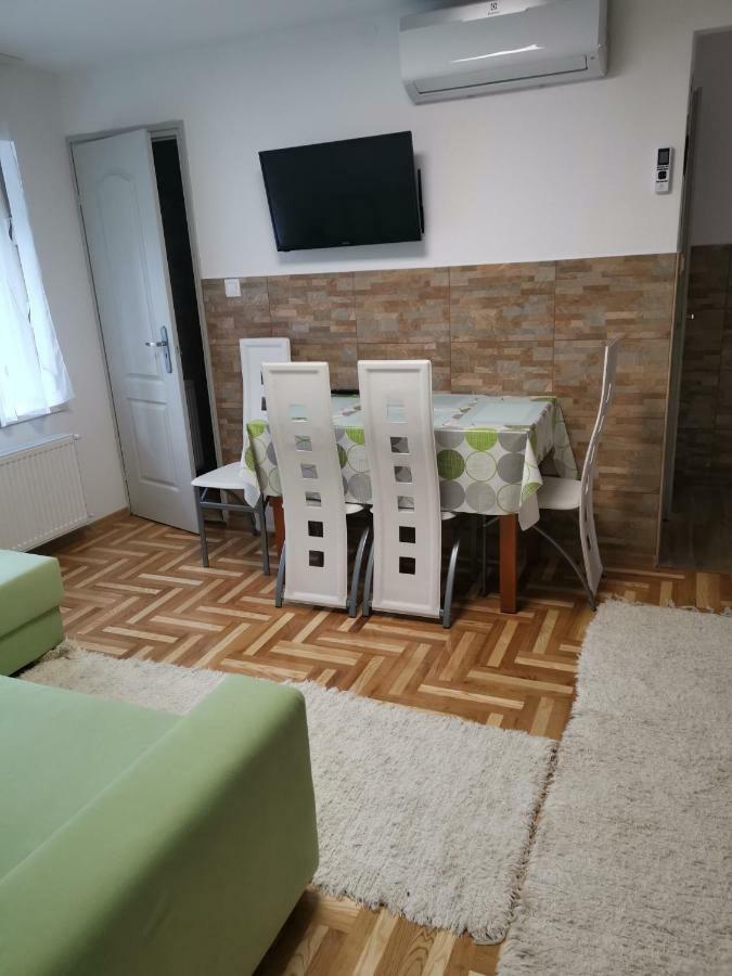 Gal Apartmanhaz هاركاني المظهر الخارجي الصورة