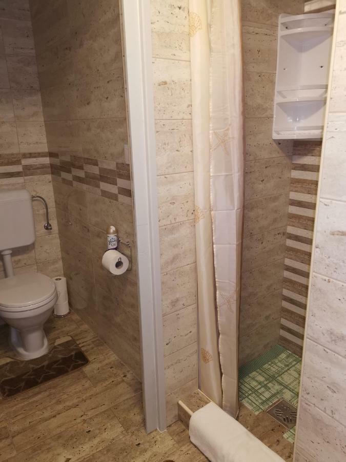 Gal Apartmanhaz هاركاني المظهر الخارجي الصورة