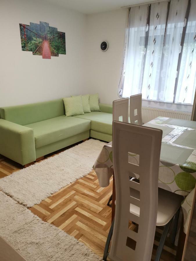 Gal Apartmanhaz هاركاني المظهر الخارجي الصورة