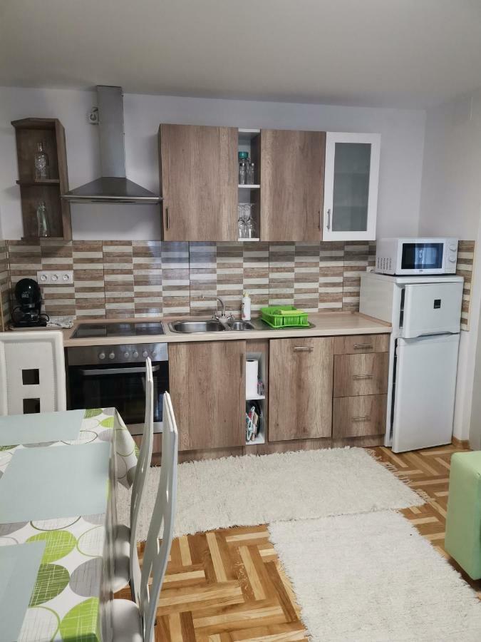 Gal Apartmanhaz هاركاني المظهر الخارجي الصورة
