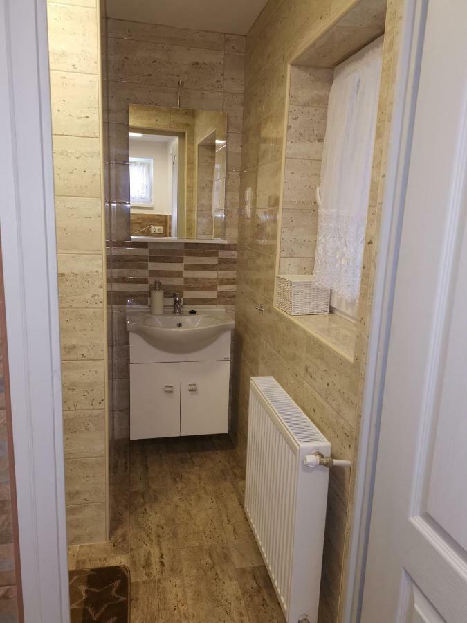 Gal Apartmanhaz هاركاني المظهر الخارجي الصورة